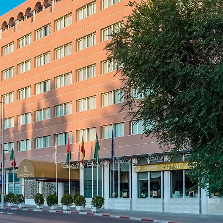 Hotel Center