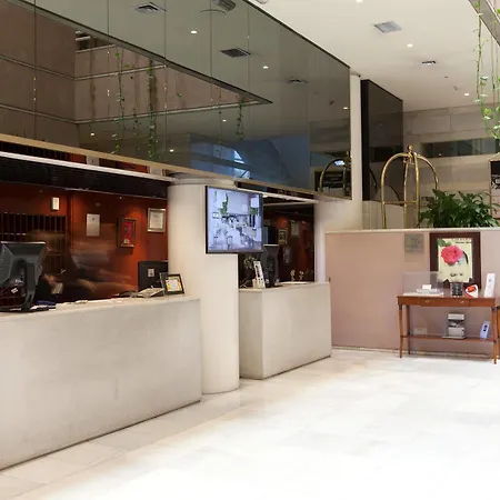 Hotel Center 4*