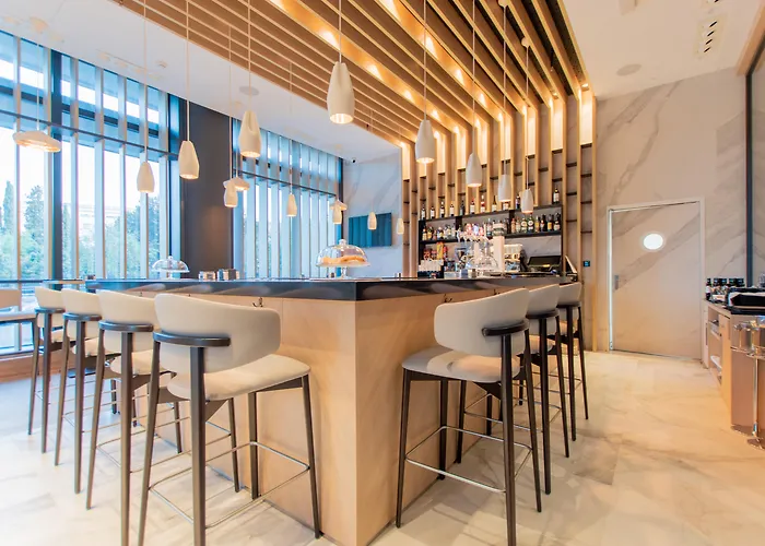 فندق غرانادا سنتر 4*