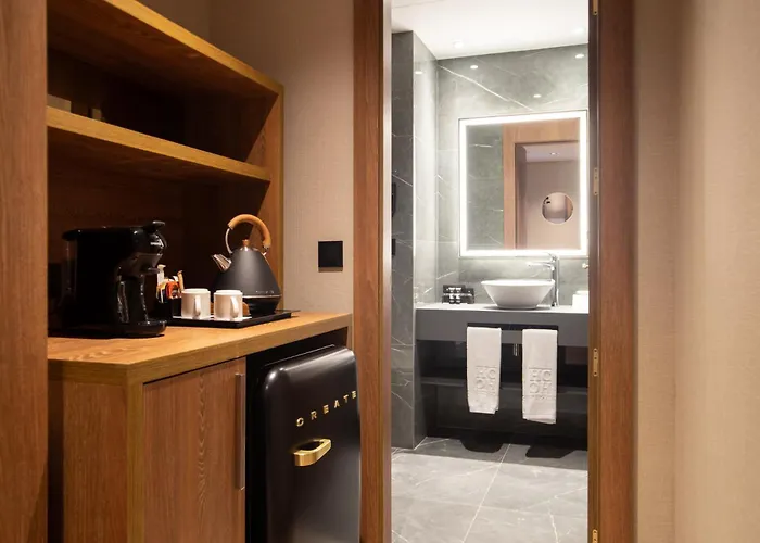 غرانادا سنتر فندق 4*