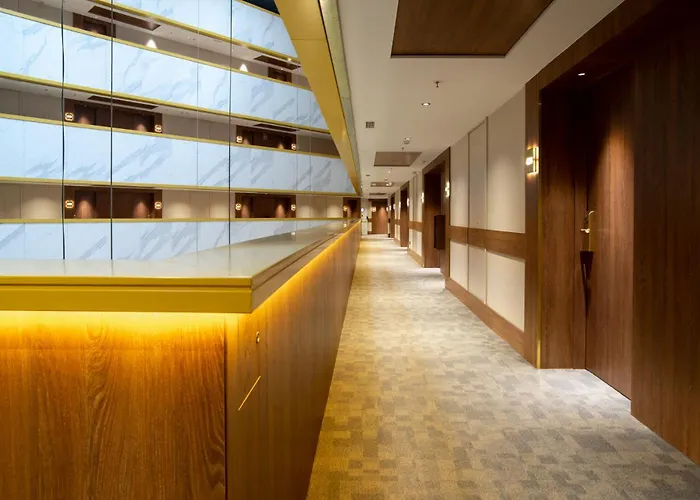 غرانادا سنتر فندق 4*