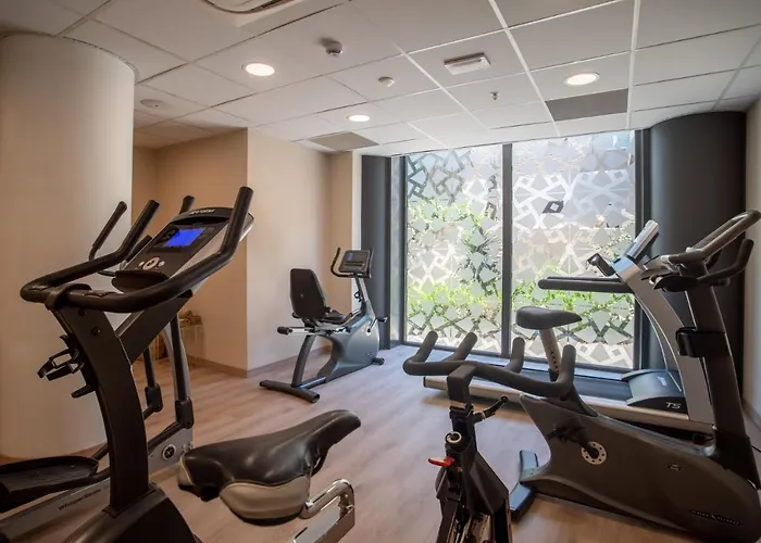 غرانادا سنتر فندق 4*