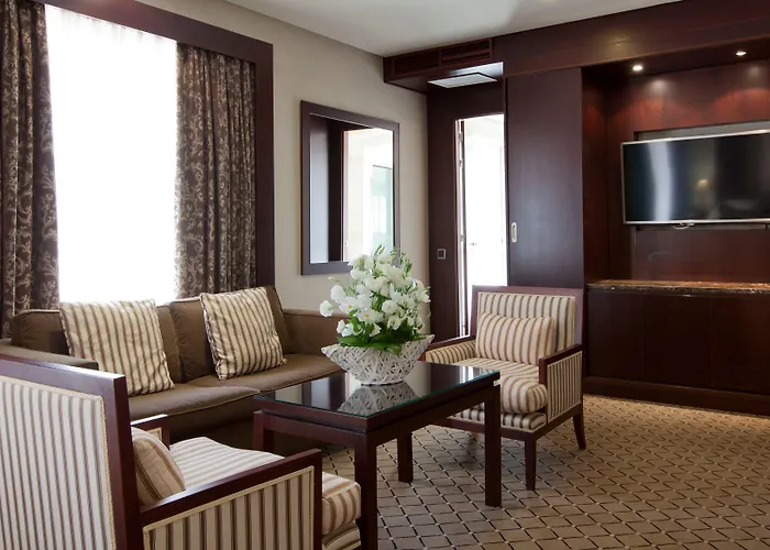 غرانادا سنتر فندق 4*