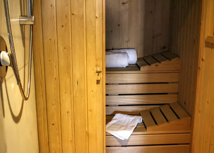 فندق غرانادا سنتر