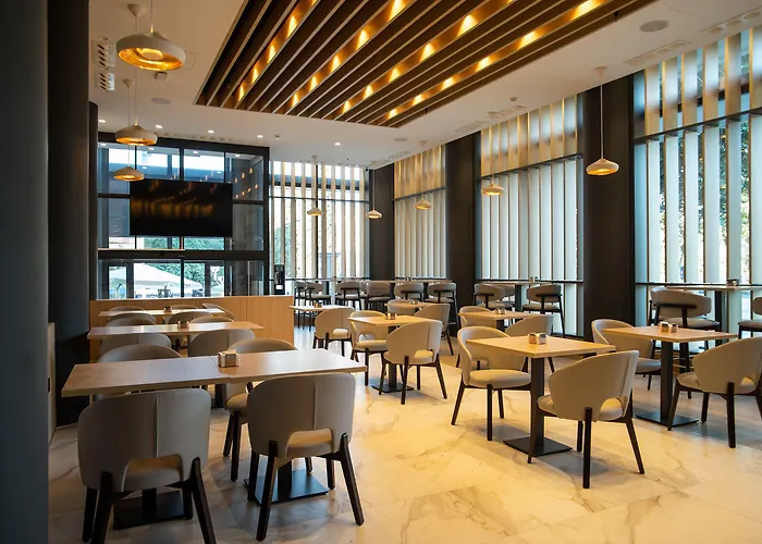 غرانادا سنتر فندق 4*