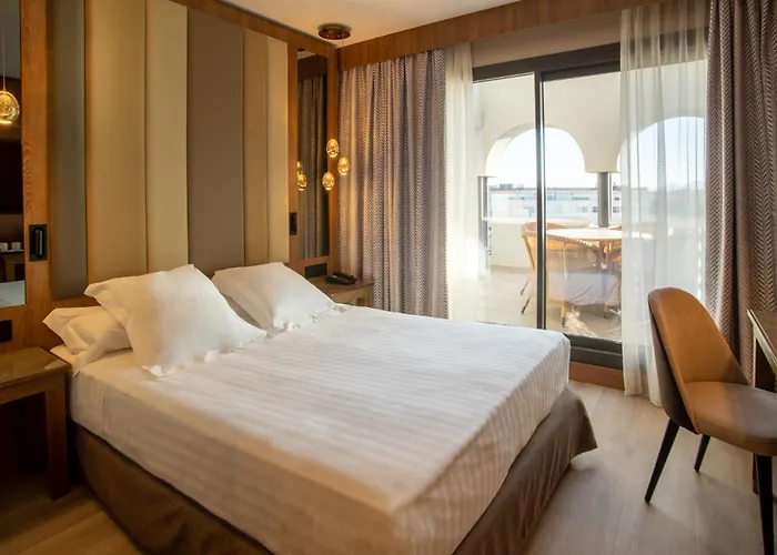 فندق غرانادا سنتر 4*