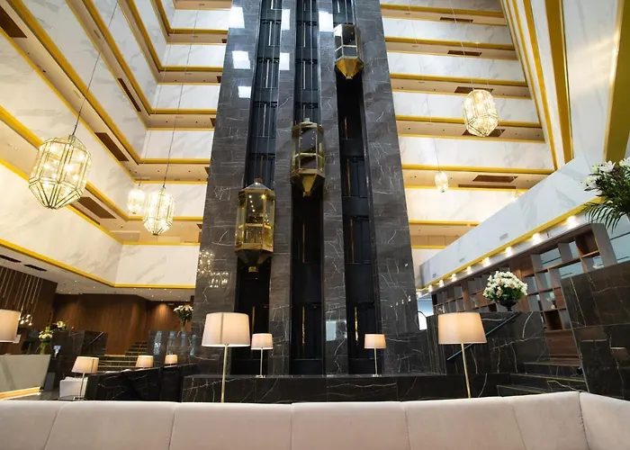 Hotel Center
