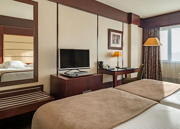 Hotel Center