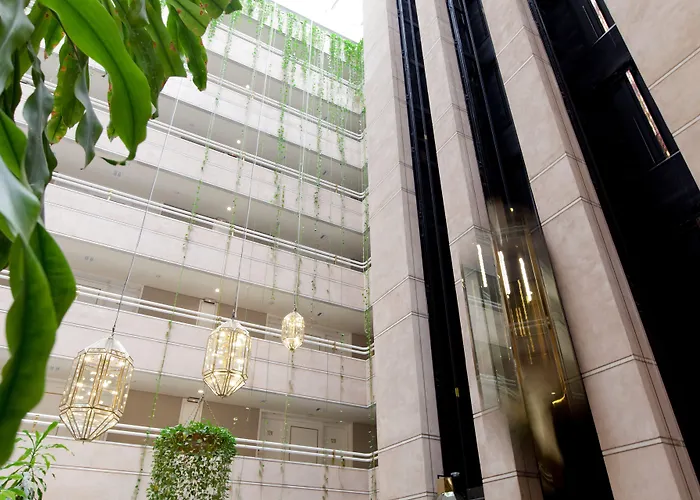Center Hotel 4*