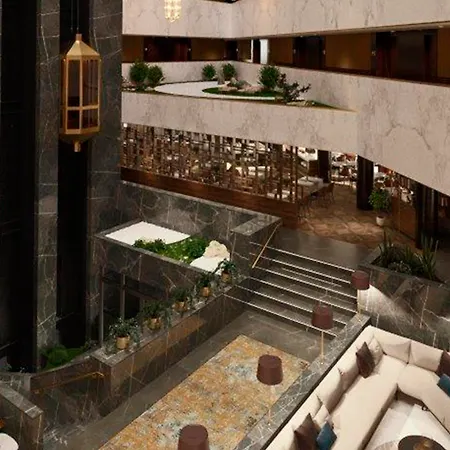 Hotel Center