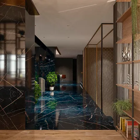 Hotel Center 4*