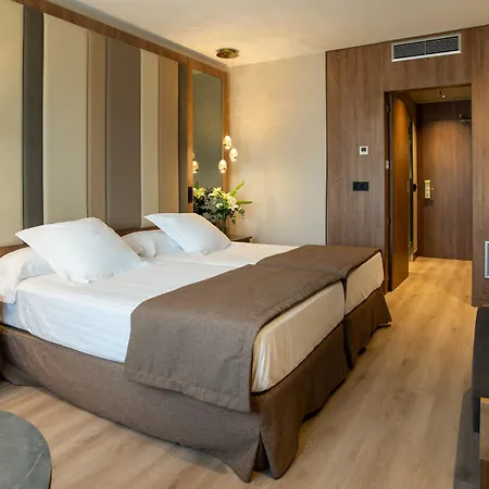 Center 4* Granada