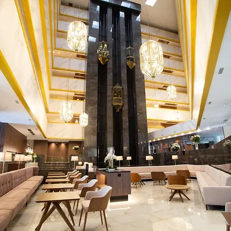 Hotel Center