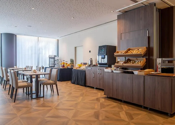 Отель Center Гранада